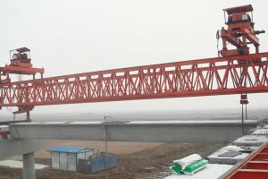 Grúa puente de pórtico de lanzamiento de 200 toneladas